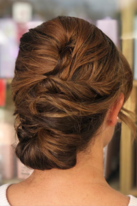  #daylesford #weddingready #weddingguest #weddinghair #twistedupdo #twistedchignon #twistedbun #bridesmaidhair #bridesmaidhairstyle #weddinghair #weddinghairup #daylesfordhairdressers #hairup #hairupdo #hairupdostyle