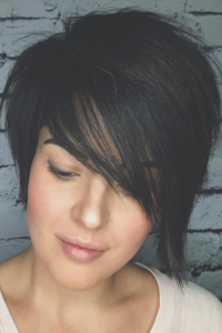 #shortbobhair #pixiefringe #pixiebangs #bobbangs #girlswithshavedsides #sideshavedhair #undercutbob #undercutpixie #hashtagpixiecuts #nothingbutpixies #pixieperfection #womenwithshavedheads #undonewaves #undonepixie #modernsalons #behindthechairstylist #shorthairstylist #shorthairutah