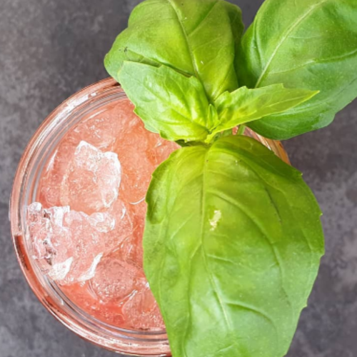 #Strawberry Basil Smash: Cocktail Recipe for Girls